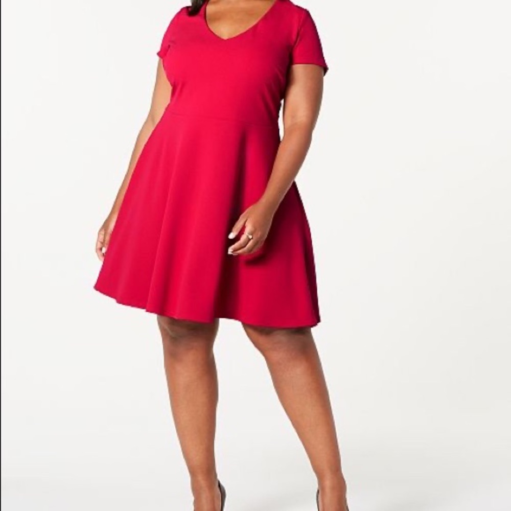 Trendy Plus Size Bow-Back Skater Dress